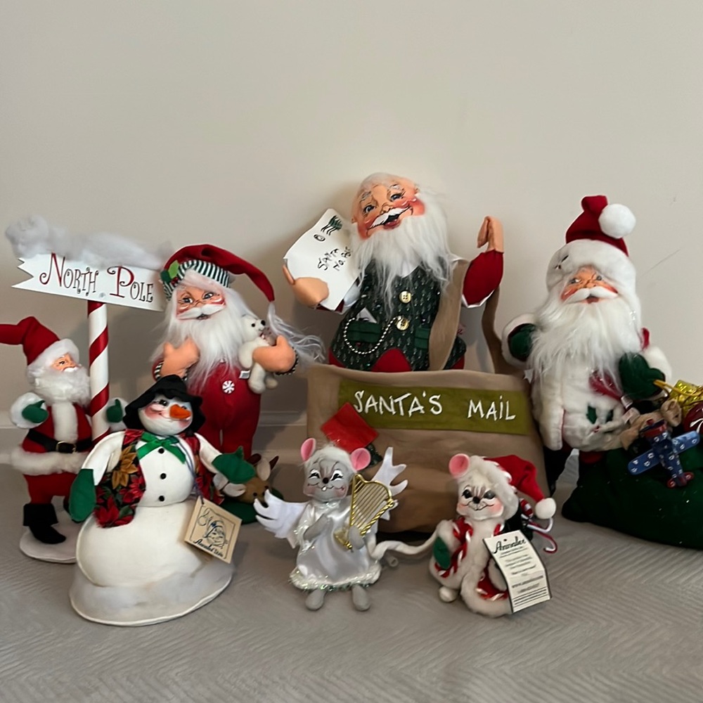 Annalee 7pc lot